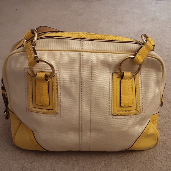 Coach Handbags - Coach handbag ** SPECIAL Today**